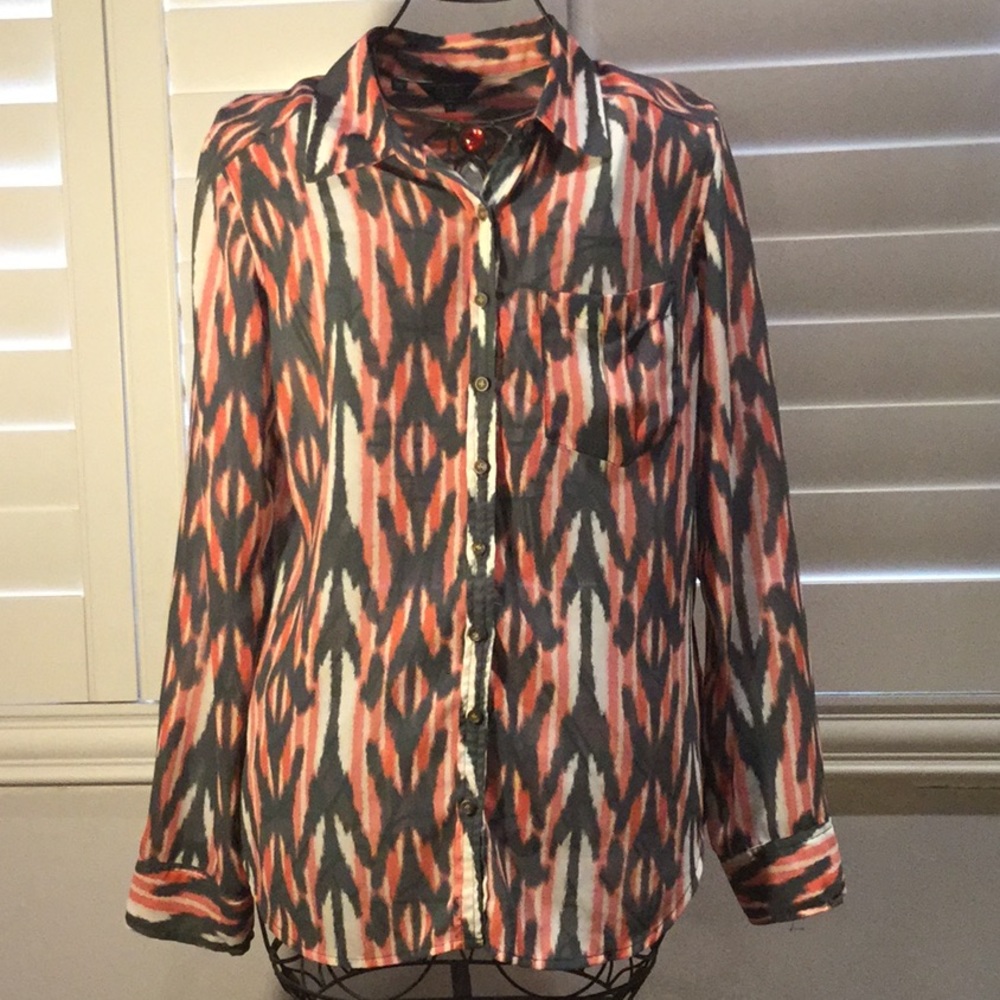 Guess top